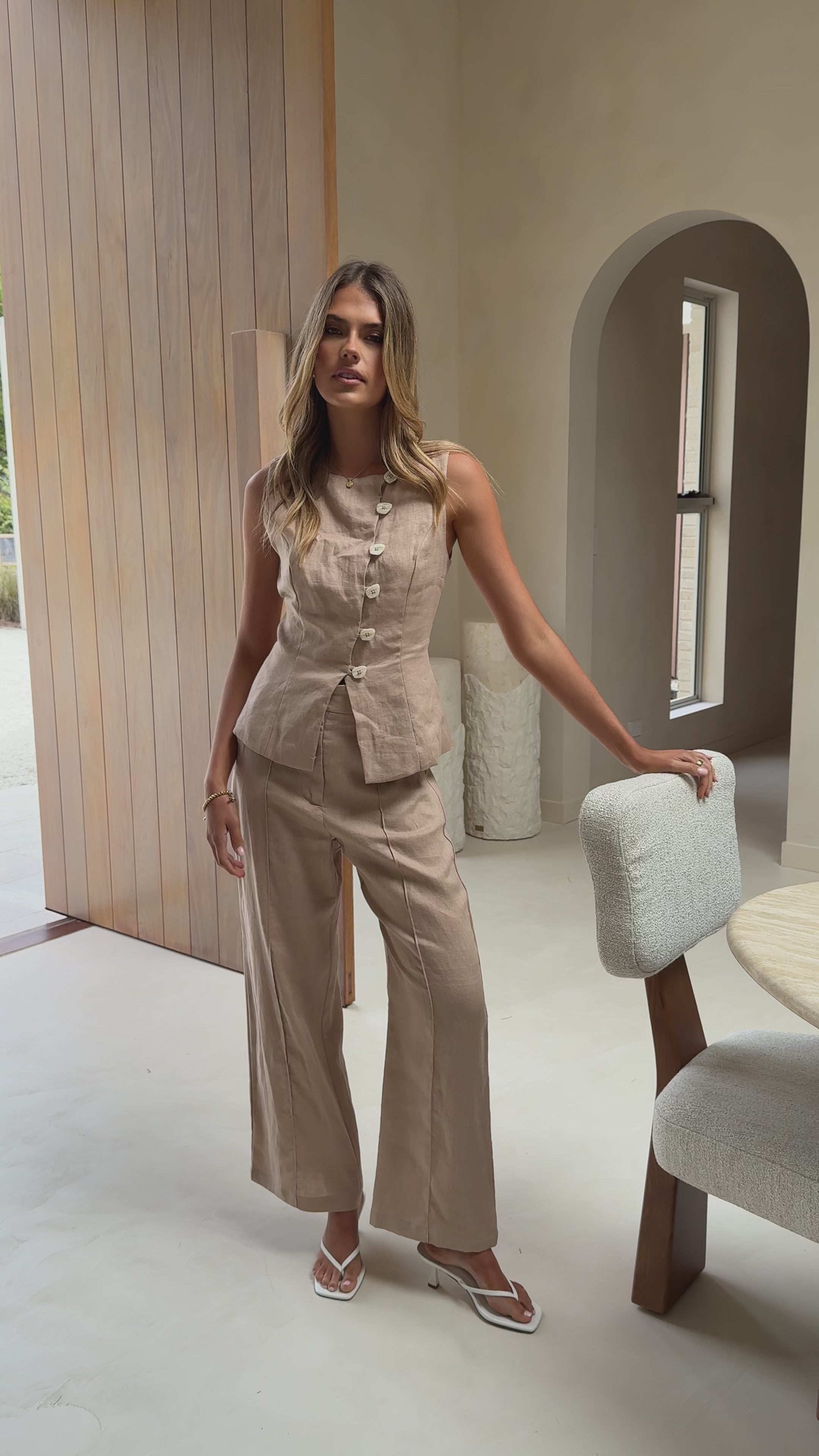 Darva Vest - Taupe
